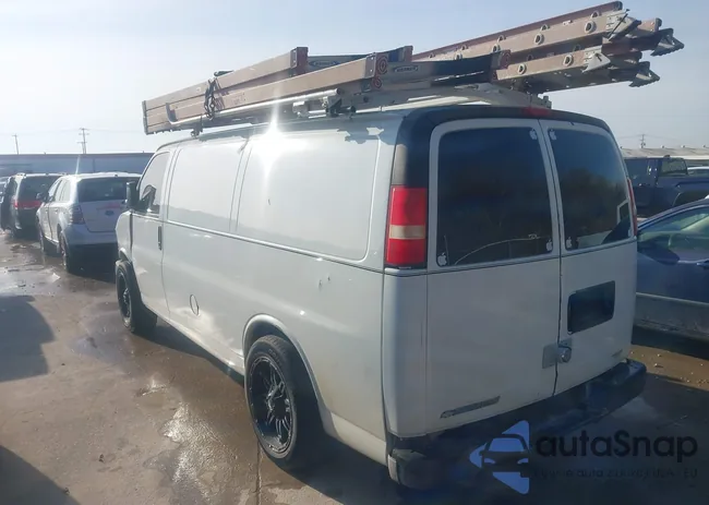 1GCFG15XX81210466: 44279214