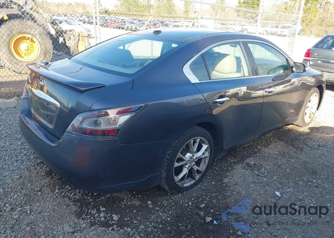 1N4AA5AP7DC828275: 44279241