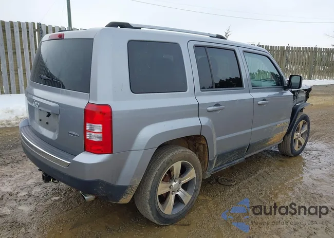 1C4NJPFA9GD600966: 44279257