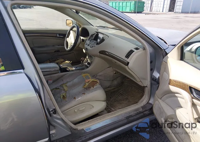 JNKBF01A92M004041: 44279262