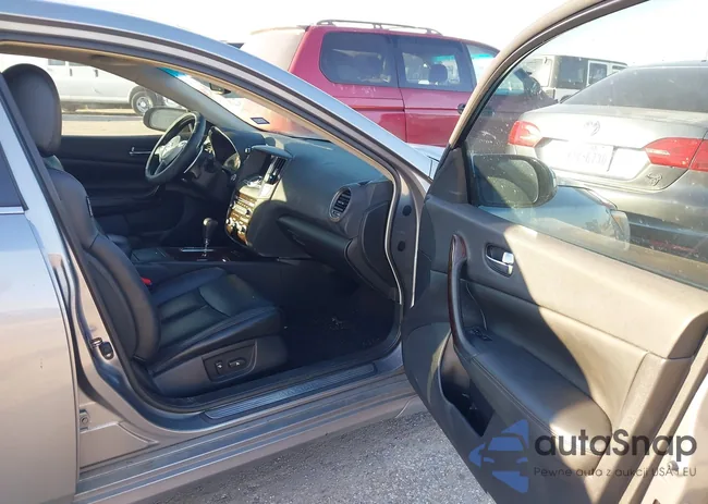 1N4AA51E09C848387: 44279351