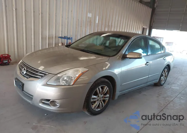 1N4AL2AP0CC125771: 44279428