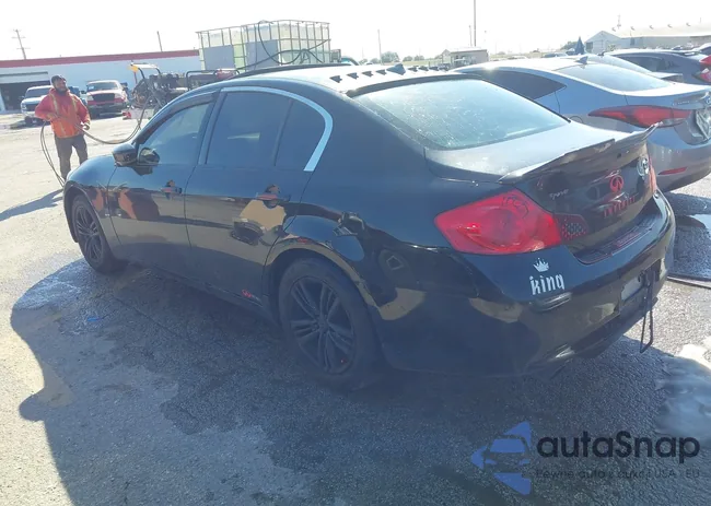 JN1CV6AP0BM305316: 44279430