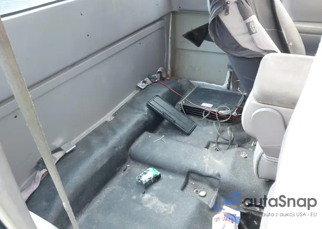 1FTYR14C2YTA49536: 44279491