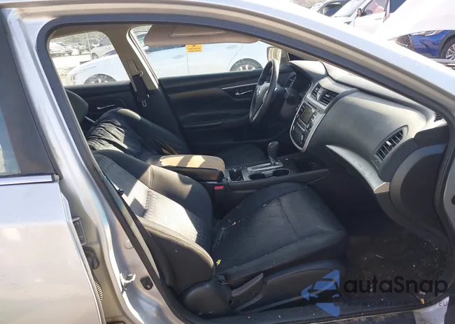 1N4AL3AP9GN307520: 44279523