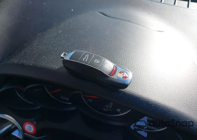 WP1AA2A26JKA00859: 44279529