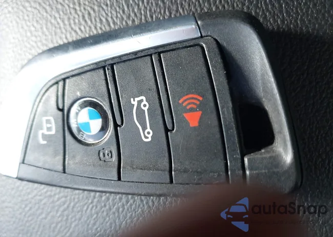 WBA73AV01PFM95396: 44279564