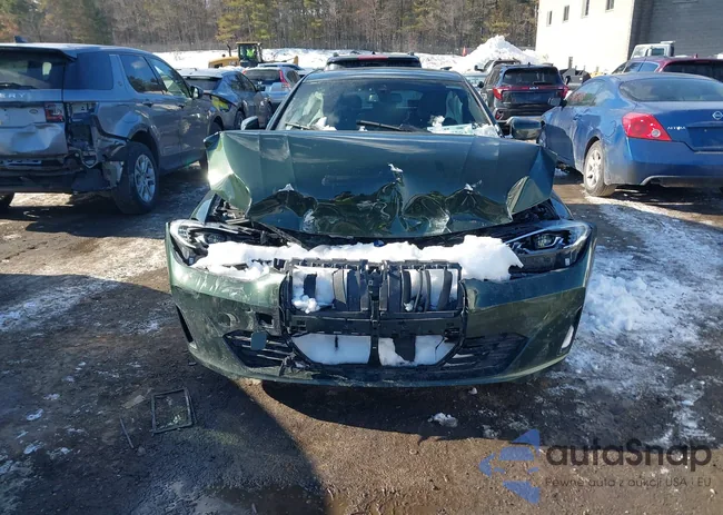 WBA73AV01PFM95396: 44279564