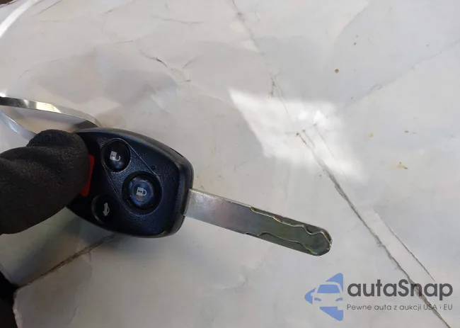 1HGCP2F33CA159827: 44279660