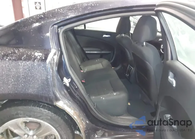 2C3CDXHGXCH287556: 44279663