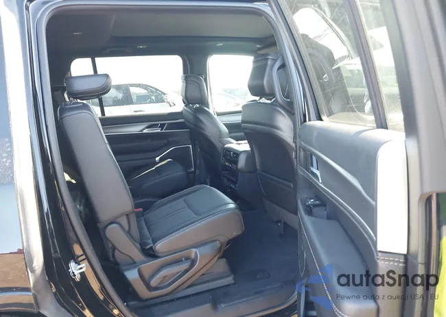 1C4SJVBP0SS519781: 44278822