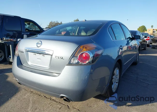 1N4AL2AP1CN421905: 44278854