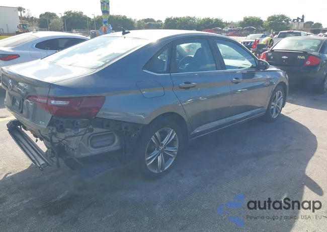 3VWEM7BU7RM025357: 44278960