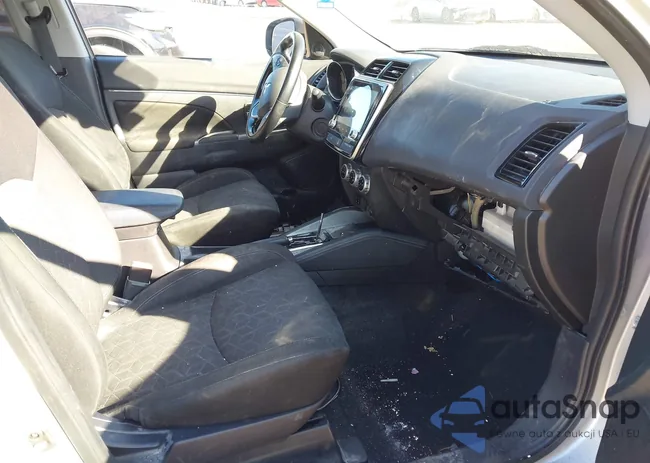 JA4APVAU0MU013306: 44278982