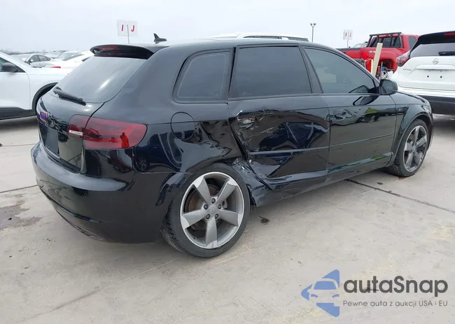 WAUMFAFM0BA080975: 44280115