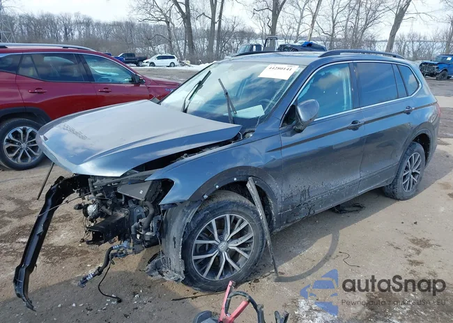 3VV2B7AX9KM088555: 44280141