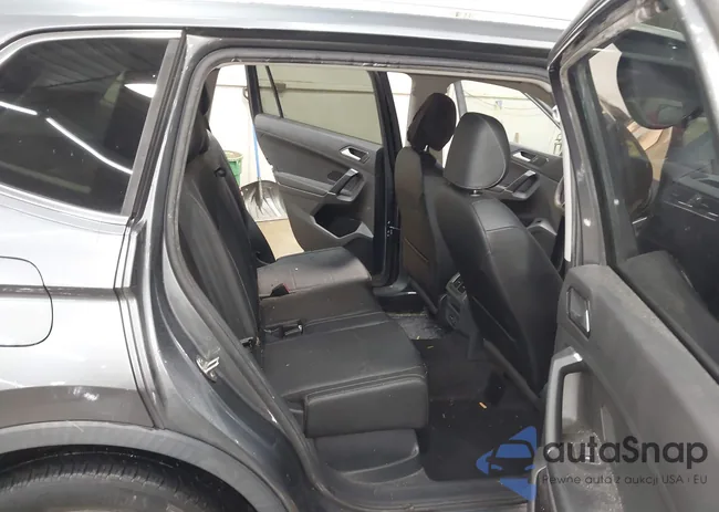 3VV2B7AXXJM134697: 44280160