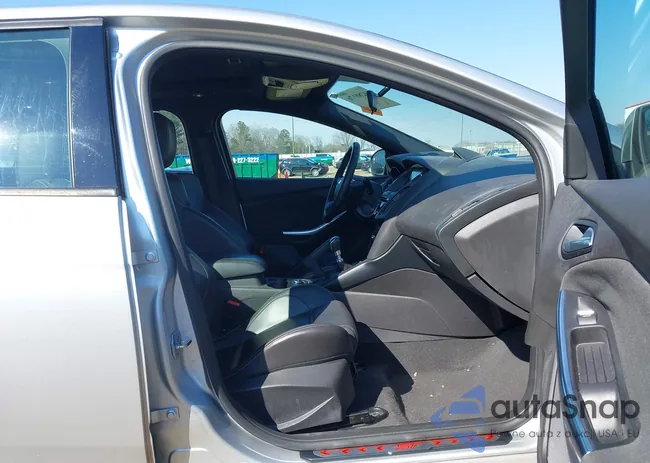 1FADP3L97EL416549: 44280176