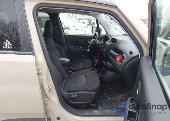 ZACCJBCT2GPD57423: 44280437