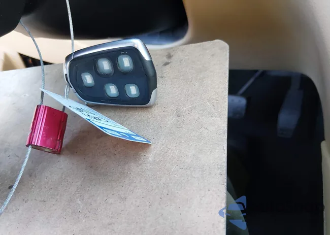 1GYKNARS6KZ163281: 44280484