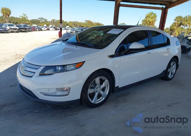 1G1RB6E42CU117827: 44280614