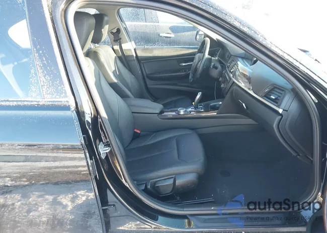 WBA3B1G54FNT63831: 44280623