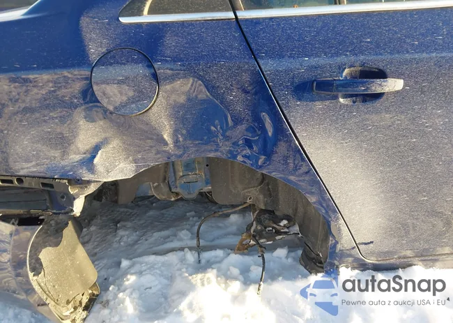 1G1PC5SB1D7305644: 44279677