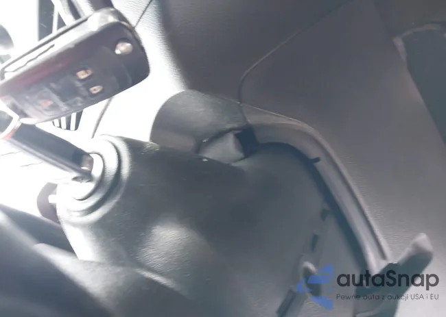 1GNFLEEK6FZ109082: 44279744