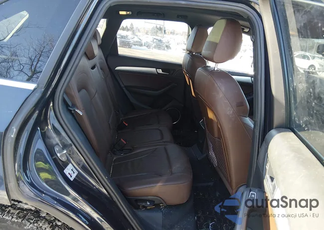 WA1M2AFP9HA043905: 44279786