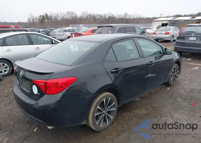 2T1BURHE6JC040995: 44279813