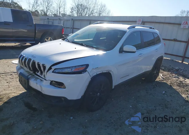 1C4PJLCB8HW667921: 44279857