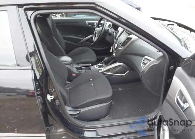 KMHTC6AD2HU323412: 44279904