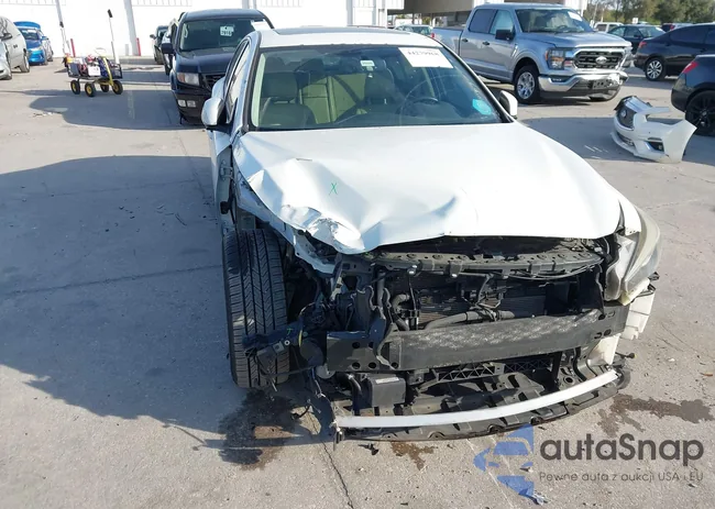 JN1EV7AP5JM359062: 44279968