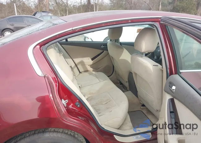 1N4AL2AP3BN447243: 44280004