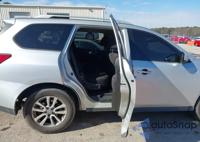 5N1AR2MN9EC629267: 44281157