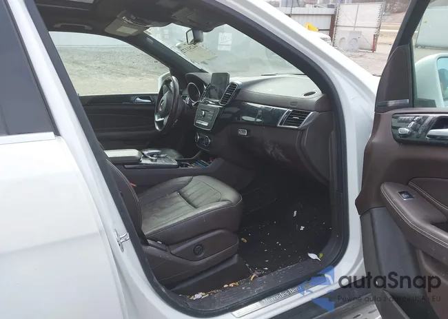 4JGDF6EE2HA800257: 44281172