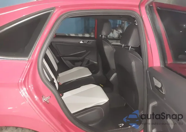 3VWC57BU8MM072491: 44281229