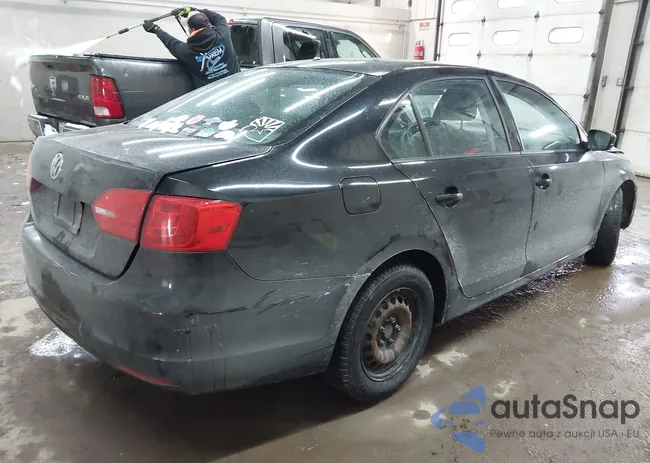 3VW1K7AJ8BM306424: 44281276