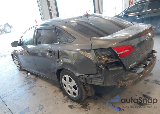 1FADP3E27GL202132: 44281372