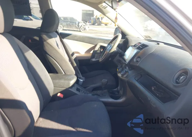 2T3BK32VX9W001145: 44281377