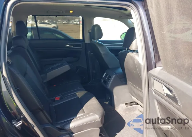 1V2ER2CA0KC561827: 44281453