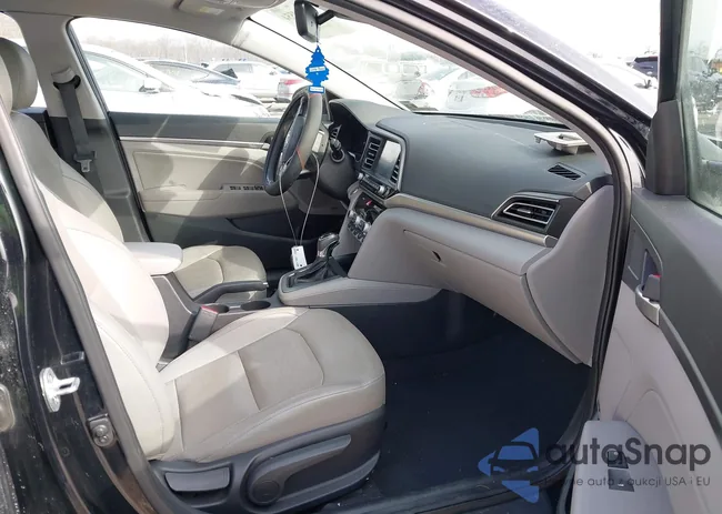 5NPD84LF3LH627655: 44281554