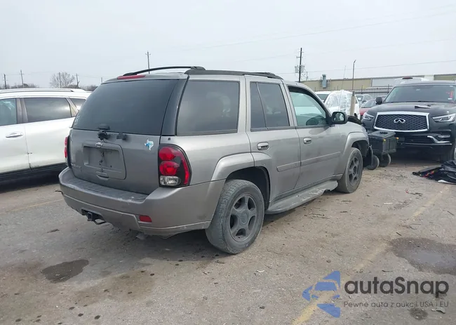 1GNDS13S582210616: 44281602