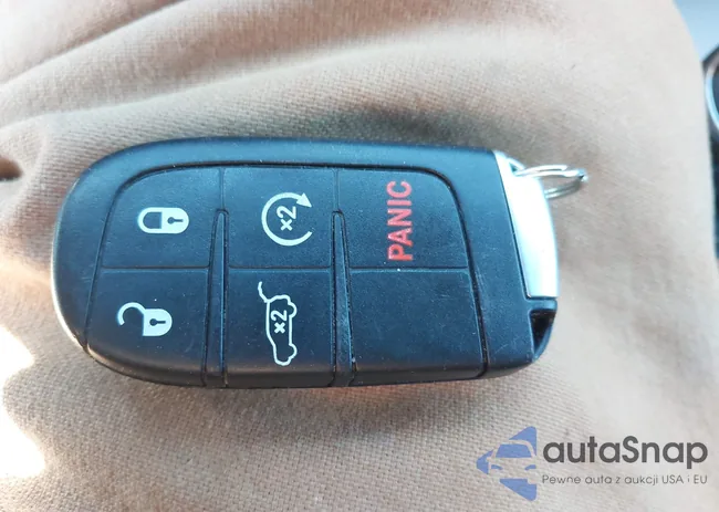 1C4RJFBG8FC852878: 44281660