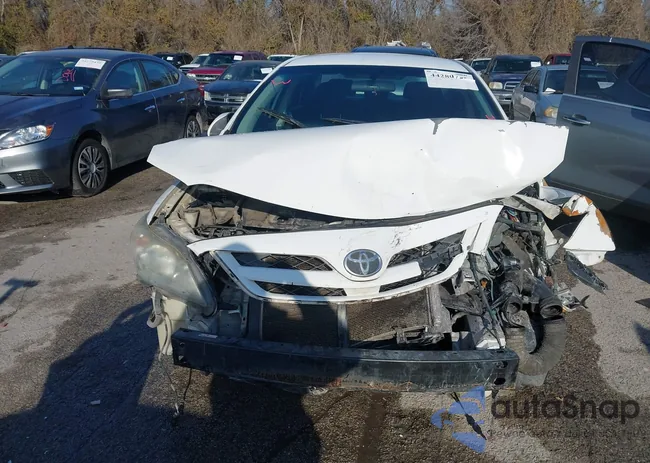 2T1BU4EE2BC554187: 44280723