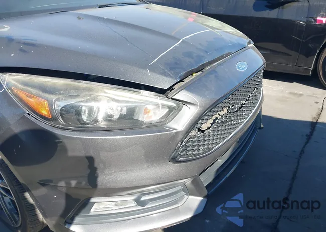 1FADP3L93GL372598: 44280750