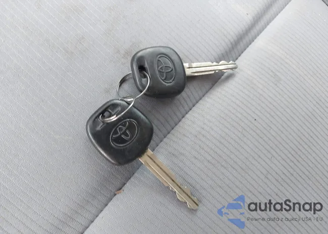 2T1BURHE1EC068287: 44280756