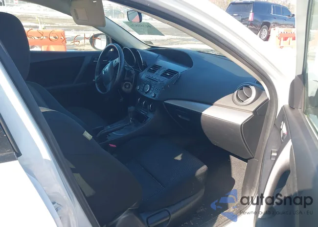 JM1BL1U74D1825939: 44280826