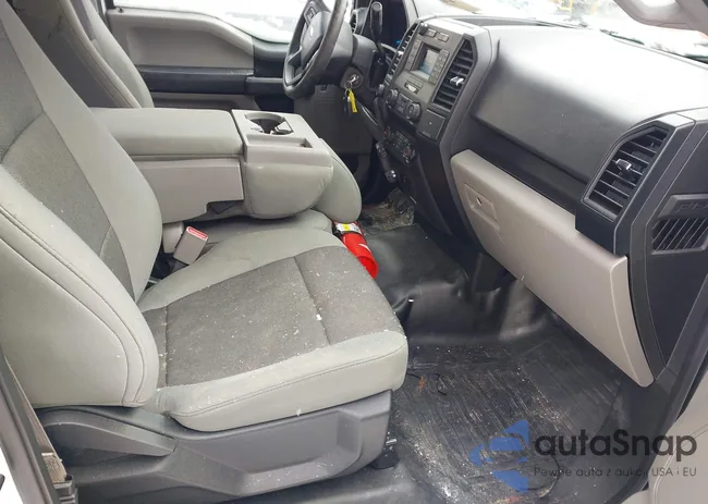 1FTMF1EP3GKF21546: 44280955