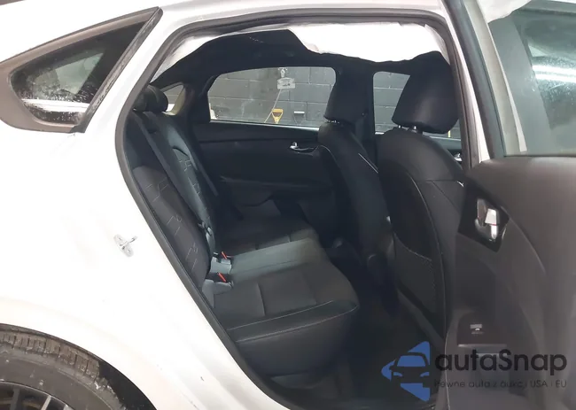 3KPF54AD1PE646914: 44280965